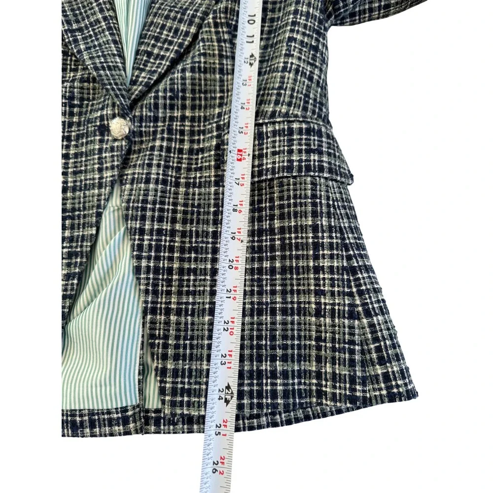 Veronica Beard Cutaway Dickey Blazer 8 Navy Plaid Tweed Quiet Luxury Jacket
